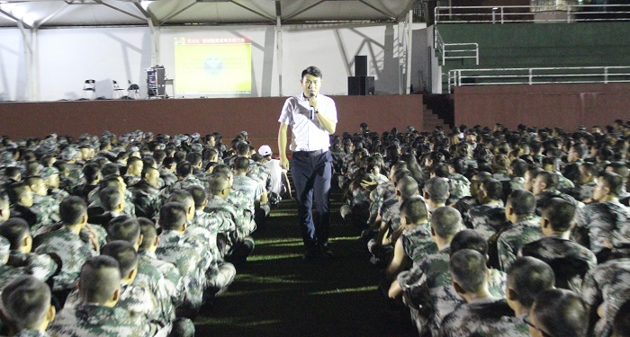 9月8日🛀😄，講座現場（軍訓大隊部__朱澤東攝影）.jpg